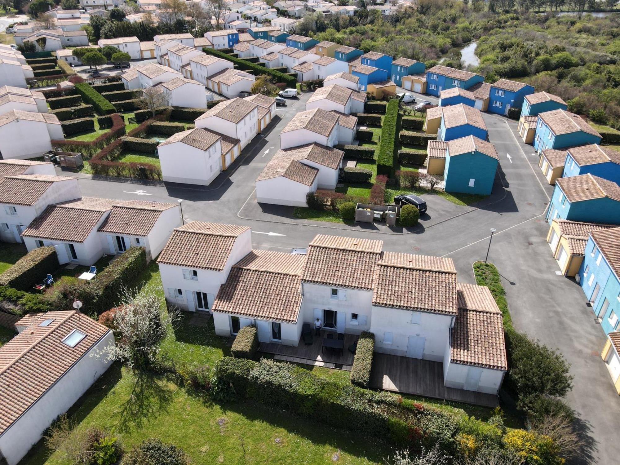 Les Amareyeurs - Ile D'Oleron - Maison Classee 3 Etoiles Avec Piscine - Clim - Velos Le Château-dʼOléron Buitenkant foto